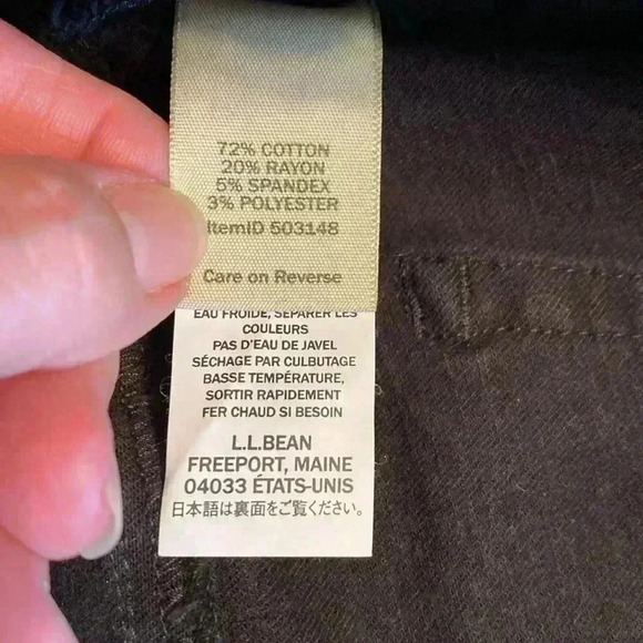 L.L. Bean Classic Fit Woman’s Black Denim Pull On Jeans.  Size 16. - Picture 5 of 10
